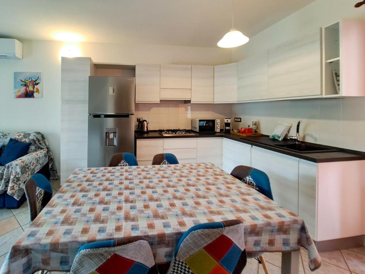 Appartamento Trilocale Vicino Al Centro Di San Teodoro 산테오도로 외부 사진