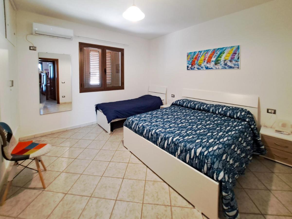 Appartamento Trilocale Vicino Al Centro Di San Teodoro 산테오도로 외부 사진
