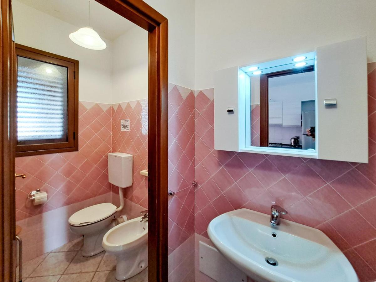 Appartamento Trilocale Vicino Al Centro Di San Teodoro 산테오도로 외부 사진